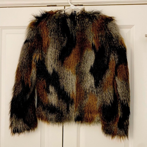 Faux Fur Jacket - Picture 3 of 3